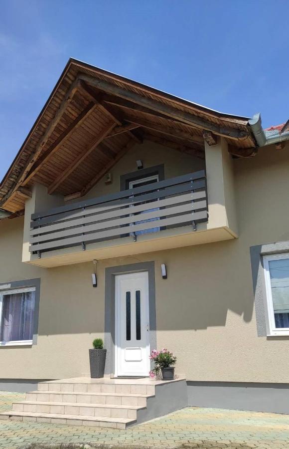 Silence Apartmanhaz Залакарос Екстериор снимка