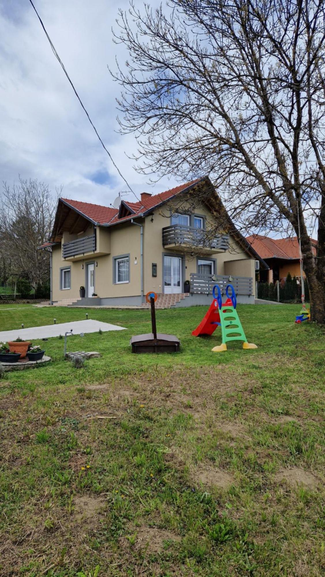 Silence Apartmanhaz Залакарос Екстериор снимка