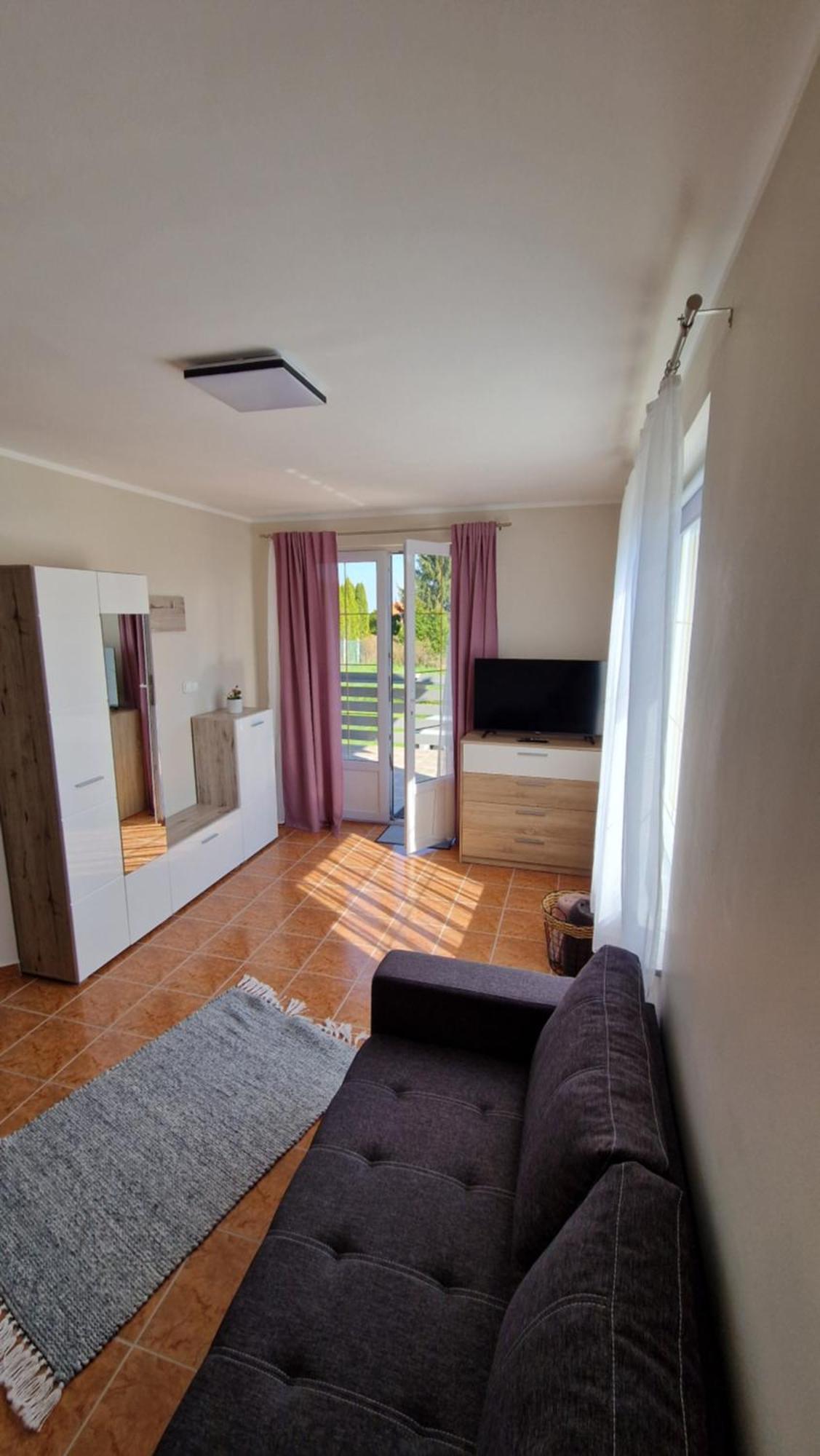 Silence Apartmanhaz Залакарос Екстериор снимка