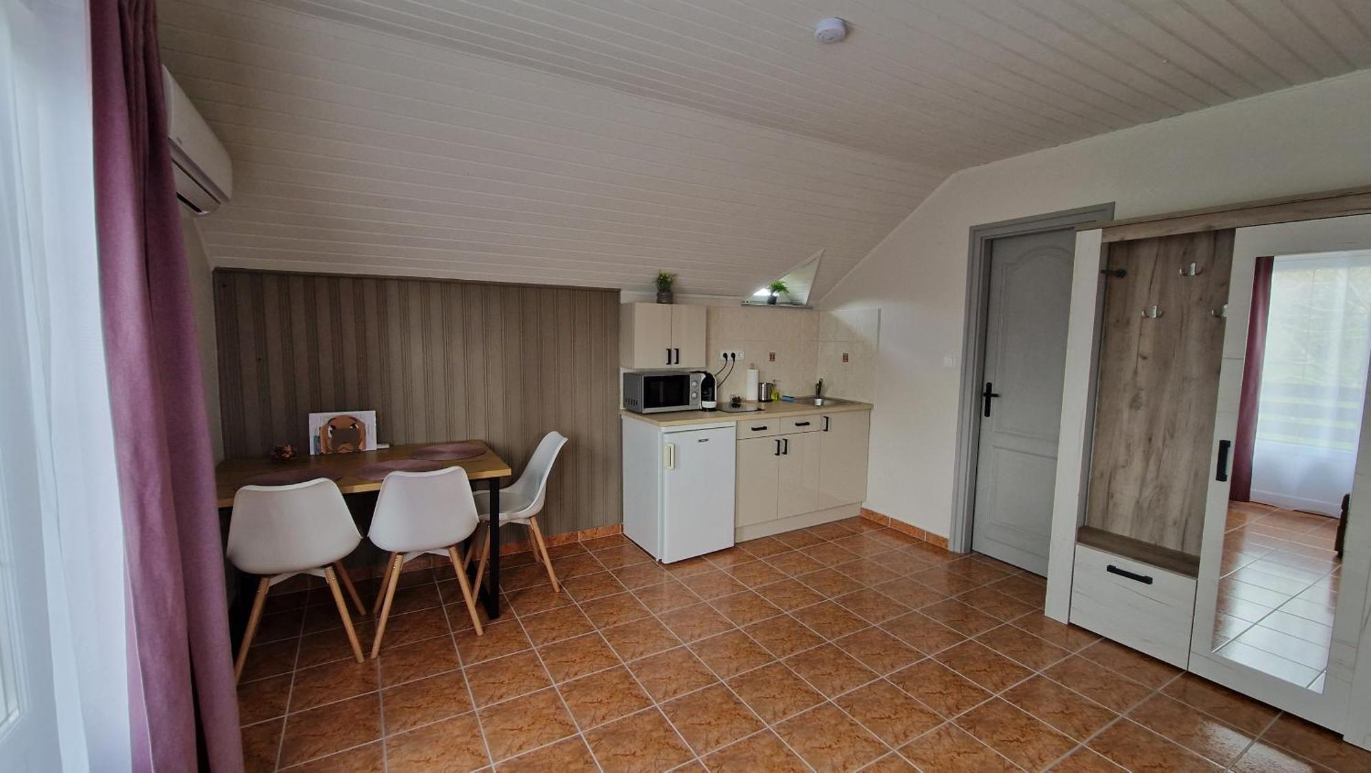 Silence Apartmanhaz Залакарос Екстериор снимка